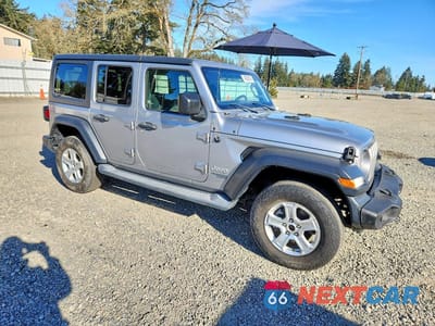 Czwarte zdjęcie samochodu z boku: 2019 JEEP WRANGLER UNLIMITED SPORT VIN:1C4HJXDN5KW567092 - miniatura