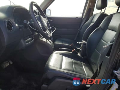 Zdjęcie 7 z 13 samochodu: 2016 JEEP PATRIOT VIN:1C4NJRAB8GD639768 - miniatura