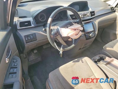 Zdjęcie 8 z 13 samochodu: 2016 HONDA ODYSSEY SE VIN:5FNRL5H39GB129361 - miniatura
