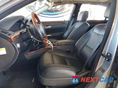 Zdjęcie 7 z 12 samochodu: 2012 MERCEDES-BENZ S 550 VIN:WDDNG7DB7CA436127 - miniatura