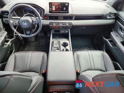 Zdjęcie 8 z 13 samochodu: 2025 HONDA PILOT BLACK VIN:5FNYG1H9XSB507628 - miniatura