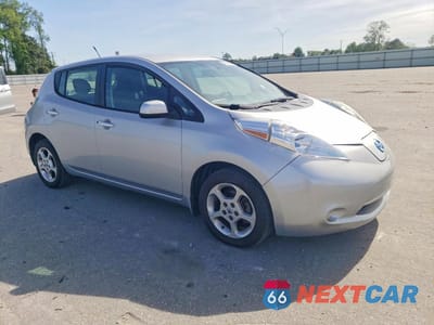 Czwarte zdjęcie samochodu z boku: 2013 NISSAN LEAF S VIN:1N4AZ0CP1DC407158 - miniatura
