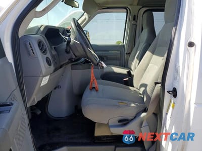 Zdjęcie 7 z 12 samochodu: 2014 FORD E250 E250 VIN:1FTNE2EL7EDA47547 - miniatura