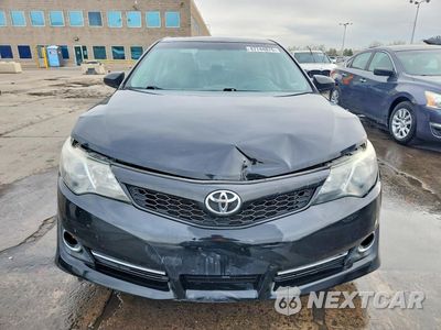 Piąte zdjęcie samochodu w środku: 2014 TOYOTA CAMRY SE VIN:4T1BF1FK7EU413924 - miniatura