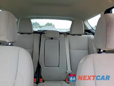 Zdjęcie 10 z 13 samochodu: 2017 FORD ESCAPE SE VIN:1FMCU0GD3HUC98442 - miniatura