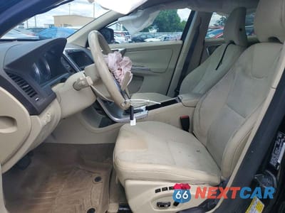 Zdjęcie 7 z 13 samochodu: 2013 VOLVO XC60 3.2 VIN:YV4952DL8D2389812 - miniatura