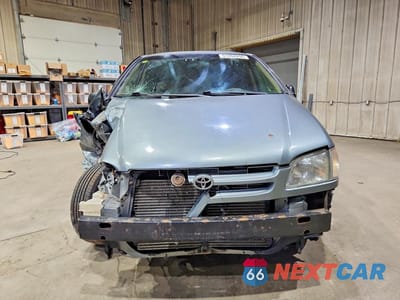 Piąte zdjęcie samochodu w środku: 2000 TOYOTA SIENNA CE VIN:4T3ZF19C2YU202385 - miniatura