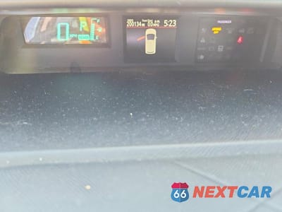 Zdjęcie 9 z 12 samochodu: 2012 TOYOTA PRIUS C ONE VIN:JTDKDTB3XC1014850 - miniatura