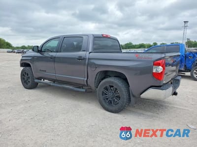 Drugie zdjęcie samochodu z przodu: 2018 TOYOTA TUNDRA SR5 VIN:5TFDW5F11JX775977 - miniatura