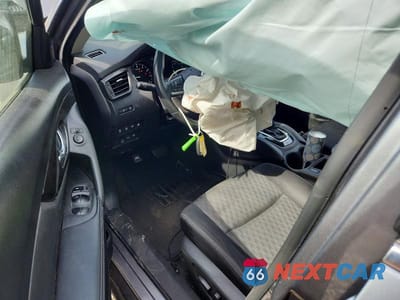 Zdjęcie 8 z 12 samochodu: 2019 NISSAN ROGUE SV VIN:JN8AT2MV9KW380649 - miniatura