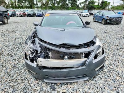Piąte zdjęcie samochodu w środku: 2015 NISSAN ALTIMA 2.5 S VIN:1N4AL3AP3FN917329 - miniatura