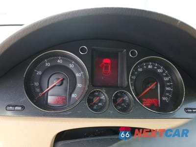 Zdjęcie 9 z 12 samochodu: 2006 VOLKSWAGEN PASSAT 2.0T VIN:WVWAK73C46P155423 - miniatura