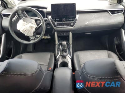 Zdjęcie 8 z 13 samochodu: 2024 TOYOTA COROLLA CROSS XLE VIN:7MUDAABG3RV085298 - miniatura