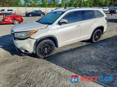2016 TOYOTA HIGHLANDER XLE 5TDKKRFH5GS164176 - główne zdjęcie licytacji z USA - miniatura