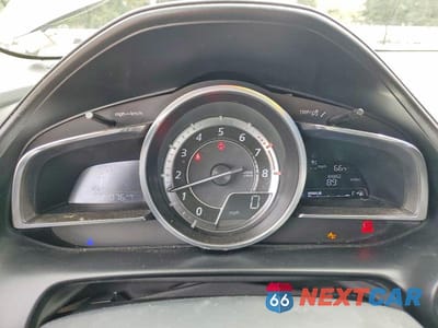 Zdjęcie 9 z 13 samochodu: 2016 MAZDA CX-3 GRAND TOURING VIN:JM1DKBD70G0111043 - miniatura