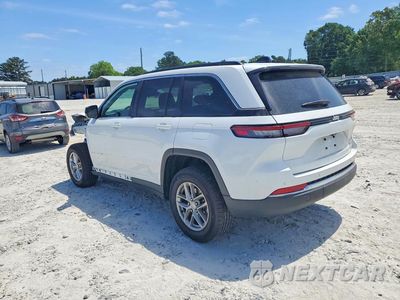 Drugie zdjęcie samochodu z przodu: 2025 JEEP GRAND CHEROKEE LAREDO VIN:1C4RJGAGXSC371015 - miniatura