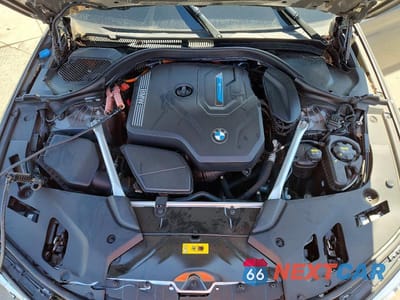 Zdjęcie 11 z 13 samochodu: 2021 BMW 530E VIN:WBA13AG01MCG44232 - miniatura