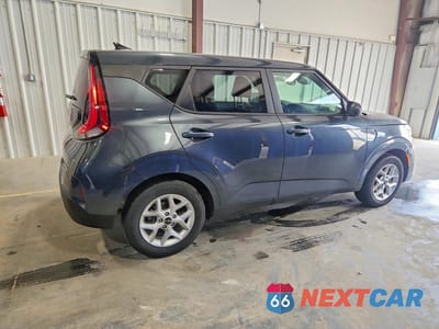 Trzecie zdjęcie samochodu z tyłu: 2025 KIA SOUL LX VIN:KNDJ23AU3S7260470 - miniatura