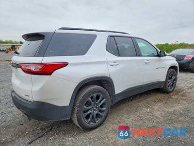 Trzecie zdjęcie samochodu z tyłu: 2021 CHEVROLET TRAVERSE RS VIN:1GNEVJKW8MJ251886 - miniatura