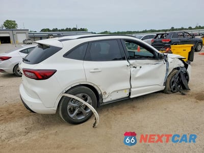 Trzecie zdjęcie samochodu z tyłu: 2023 FORD ESCAPE ST LINE VIN:1FMCU0MN2PUA52249 - miniatura