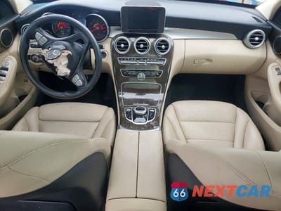 Zdjęcie 8 z 12 samochodu: 2018 MERCEDES-BENZ C 300 VIN:WDDWF4JB6JR404858 - miniatura