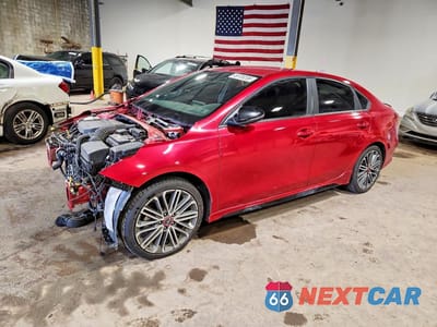 2022 KIA FORTE GT 3KPF44AC1NE437440 - główne zdjęcie licytacji z USA - miniatura
