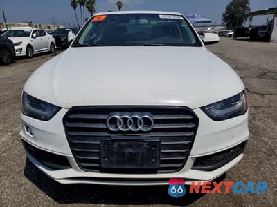 Piąte zdjęcie samochodu w środku: 2016 AUDI A4 PREMIUM S-LINE VIN:WAUAFAFL8GN010411 - miniatura