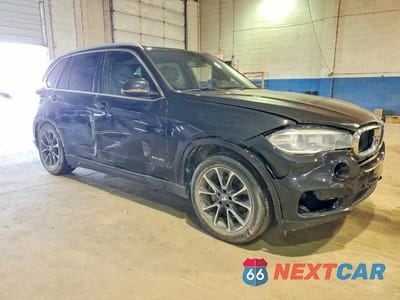 Czwarte zdjęcie samochodu z boku: 2018 BMW X5 XDRIVE35I VIN:5UXKR0C59J0X88816 - miniatura