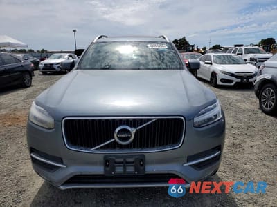 Piąte zdjęcie samochodu w środku: 2019 VOLVO XC90 T6 MOMENTUM VIN:YV4A22PK5K1416542 - miniatura