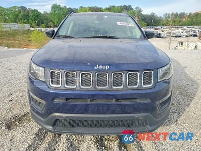 Piąte zdjęcie samochodu w środku: 2019 JEEP COMPASS SPORT VIN:3C4NJCAB7KT614103 - miniatura