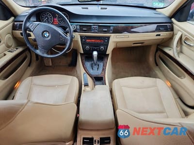 Zdjęcie 8 z 12 samochodu: 2010 BMW 328 XI SULEV VIN:WBAPK5C58AA652869 - miniatura