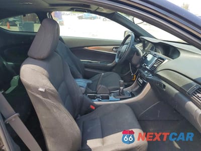 Piąte zdjęcie samochodu w środku: 2016 HONDA ACCORD EX VIN:1HGCT1A73GA006323 - miniatura