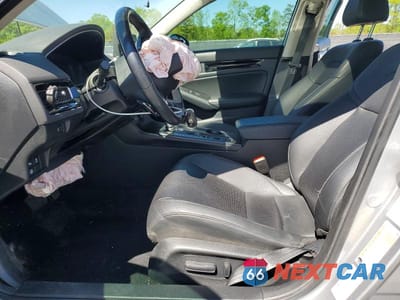 Zdjęcie 7 z 12 samochodu: 2024 HONDA CIVIC TOURING VIN:2HGFE1F96RH317427 - miniatura