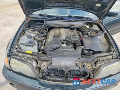 Zdjęcie 11 z 12 samochodu: 2003 BMW 325 I VIN:WBAEV33483PD57753 - miniatura