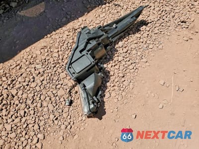 Zdjęcie 13 z 13 samochodu: 2018 TOYOTA C-HR XLE VIN:NMTKHMBX8JR017693 - miniatura