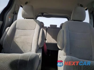 Zdjęcie 10 z 14 samochodu: 2017 TOYOTA SIENNA LE 7-PASSENGER VIN:5TDJZ3DC8HS152665 - miniatura