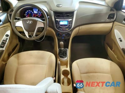 Zdjęcie 8 z 12 samochodu: 2012 HYUNDAI ACCENT GLS VIN:KMHCT4AE4CU145881 - miniatura