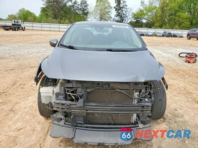 Piąte zdjęcie samochodu w środku: 2021 NISSAN VERSA SV VIN:3N1CN8EV3ML829674 - miniatura