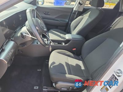 Zdjęcie 7 z 12 samochodu: 2025 HYUNDAI KONA SEL VIN:KM8HB3AB3SU228872 - miniatura