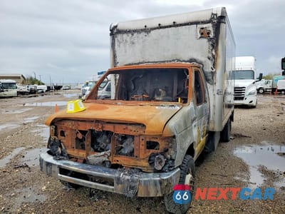 2014 FORD ECONOLINE E350 SUPER DUTY CUTAWAY VAN 1FDWE3FL2EDA12385 - główne zdjęcie licytacji z USA - miniatura
