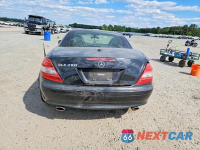 Zdjęcie 6 z 12 samochodu: 2006 MERCEDES-BENZ SLK 280 VIN:WDBWK54F06F115122 - miniatura