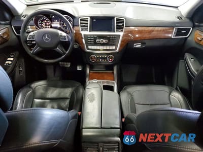Zdjęcie 8 z 13 samochodu: 2015 MERCEDES-BENZ GL 550 4MATIC VIN:4JGDF7DEXFA453510 - miniatura