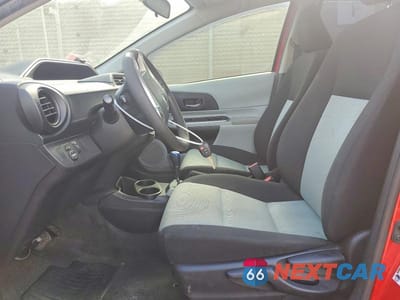 Zdjęcie 7 z 13 samochodu: 2014 TOYOTA PRIUS C TWO VIN:JTDKDTB3XE1559353 - miniatura