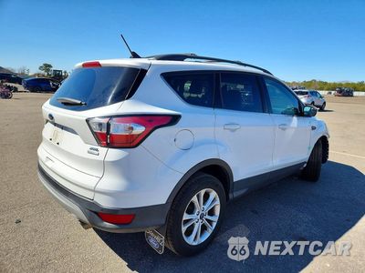 Trzecie zdjęcie samochodu z tyłu: 2018 FORD ESCAPE SEL VIN:1FMCU0HD5JUA59771 - miniatura