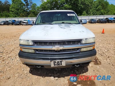 Piąte zdjęcie samochodu w środku: 2002 CHEVROLET SILVERADO K1500 VIN:2GCEK19T721121487 - miniatura