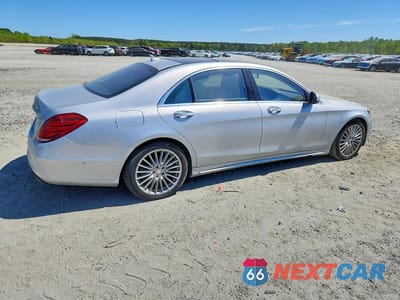 Trzecie zdjęcie samochodu z tyłu: 2015 MERCEDES-BENZ S 550 VIN:WDDUG8CB6FA081605 - miniatura
