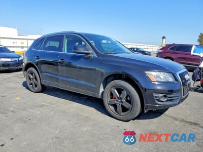 Czwarte zdjęcie samochodu z boku: 2010 AUDI Q5 PREMIUM PLUS VIN:WA1LKAFP0AA079208 - miniatura