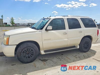 2004 CADILLAC ESCALADE LUXURY 1GYEK63N94R103858 - główne zdjęcie licytacji z USA - miniatura