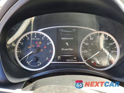 Zdjęcie 9 z 12 samochodu: 2018 NISSAN SENTRA SV VIN:3N1AB7AP3JL662746 - miniatura