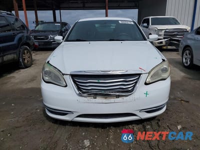 Piąte zdjęcie samochodu w środku: 2012 CHRYSLER 200 TOURING VIN:1C3CCBBB5CN180604 - miniatura